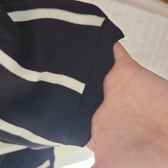 Black & White Striped Sleeveless Tie Front Top, Xl - Picture 8 of 9